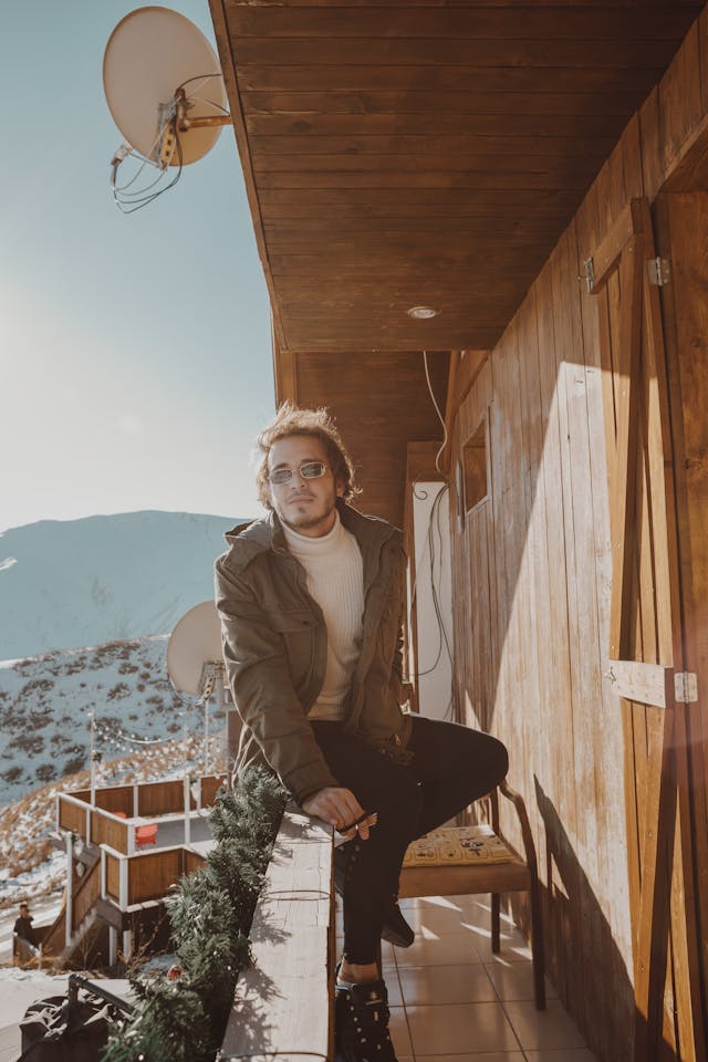 Moda męska na lato: Co nosić, aby wyglądać stylowo i czuć się komfortowo.